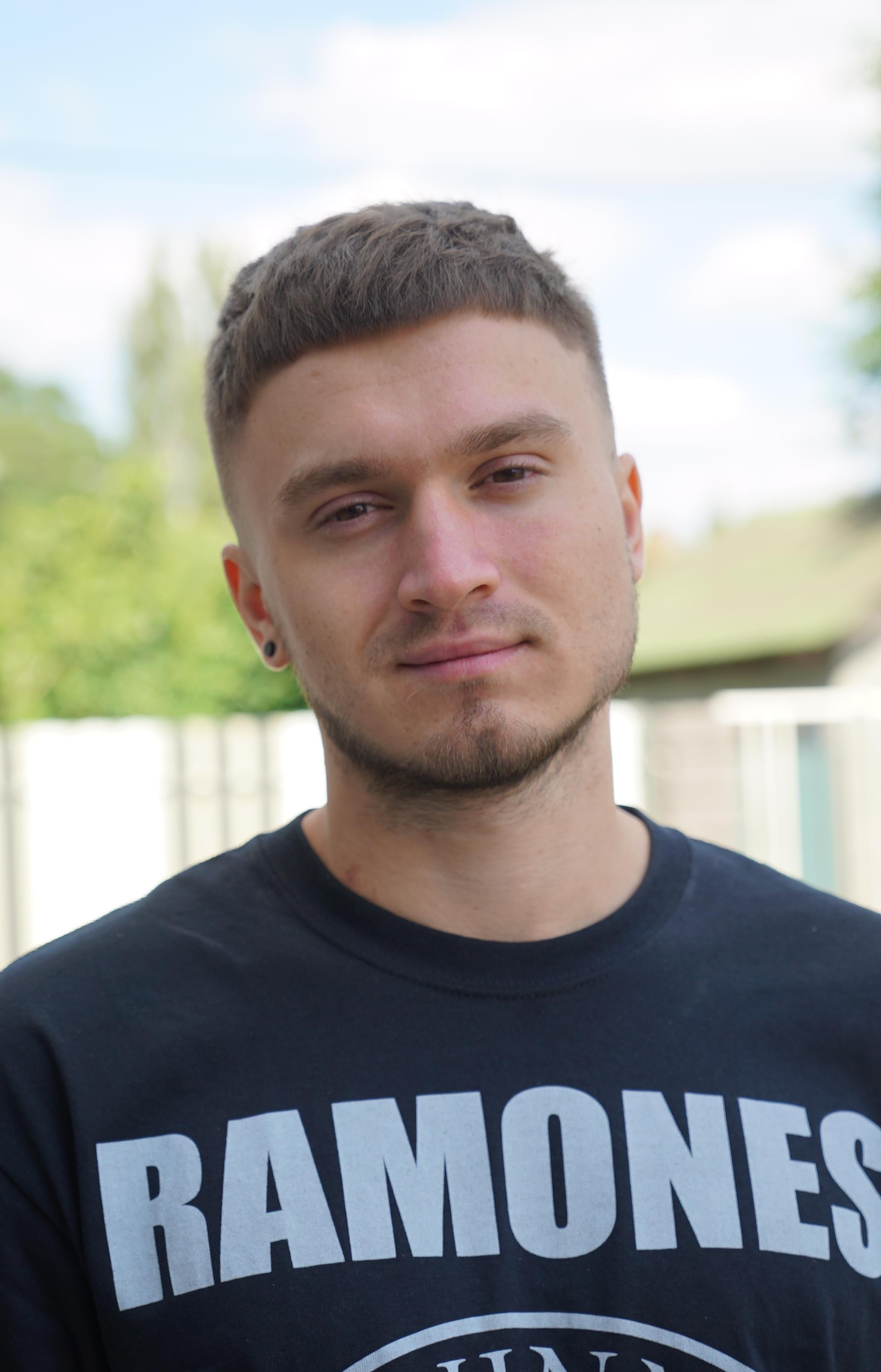 Eugene, Director